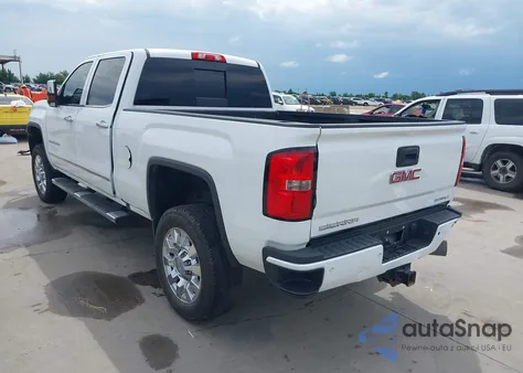 2016 GMC Sierra 2500Hd Denali z USA, uszkodzony, nr VIN 1GT12UE88GF272601